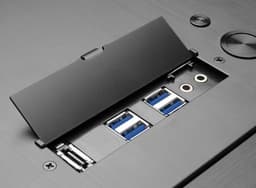 Lian Li PC-A77F — большой алюминиевый корпус для ПК с разъемами USB 3.0